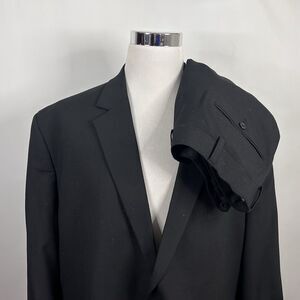 Oak Hill 56 Portly Suit 54 x 25 Flat Front Black Two Button Vented Poly Blend